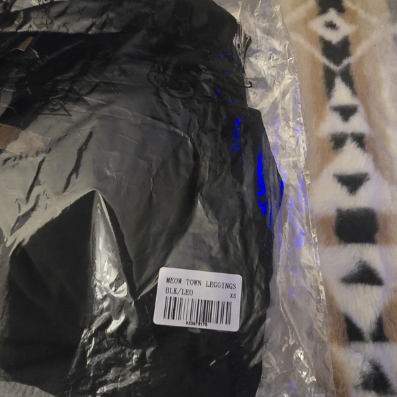 Crazy Train Black Fringe Meow Tiwn Leggings Size XL - Picture 8 of 11